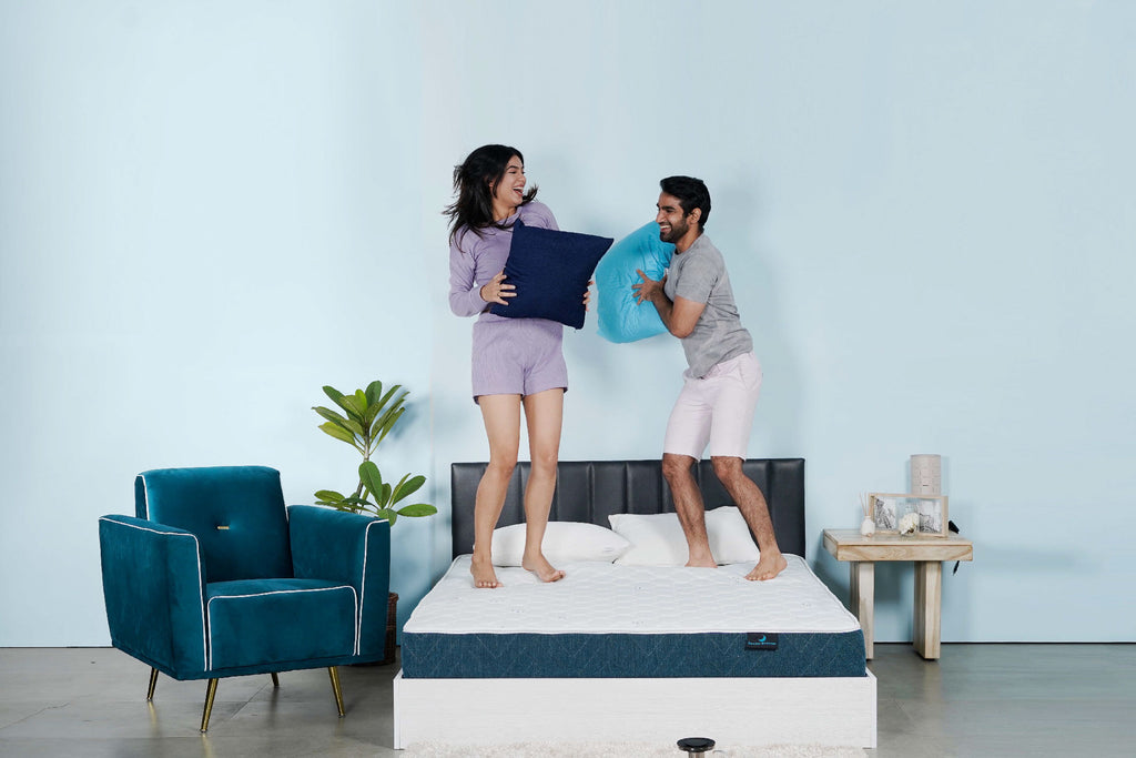 Cotton Mattress vs Foam Mattress - Important Things To Know Before You Buy