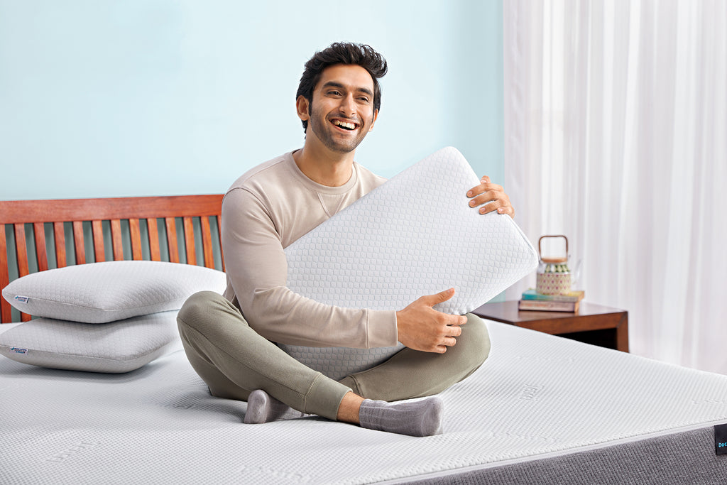 Enjoy a Good Night's Sleep With Memory Foam Pillows